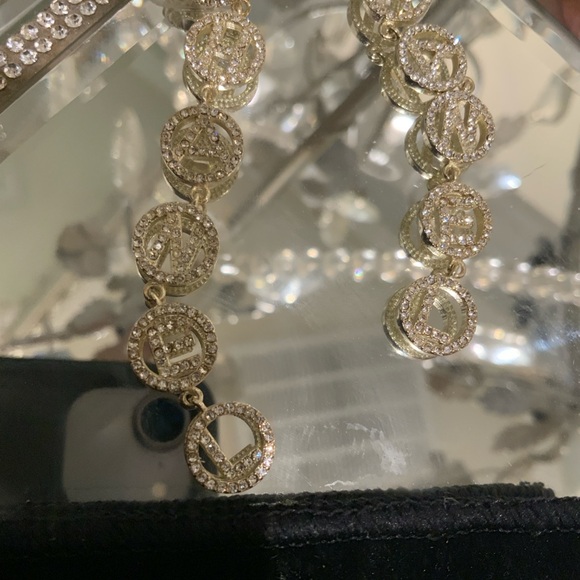 Channel Elegant silver with Swarovski Crystal earrings